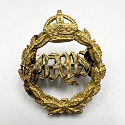 Original Queens Bays 2nd Dragoon Guards Officers Gilt Collar Badge
