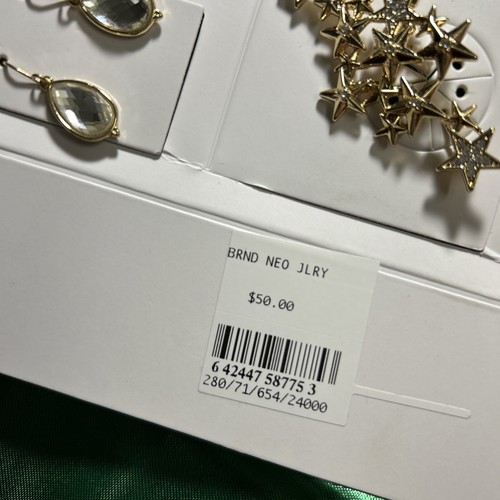 12 days of Sparkle Advent gift calendar jewelry necklaces rings bracelets J1 - Picture 4 of 4