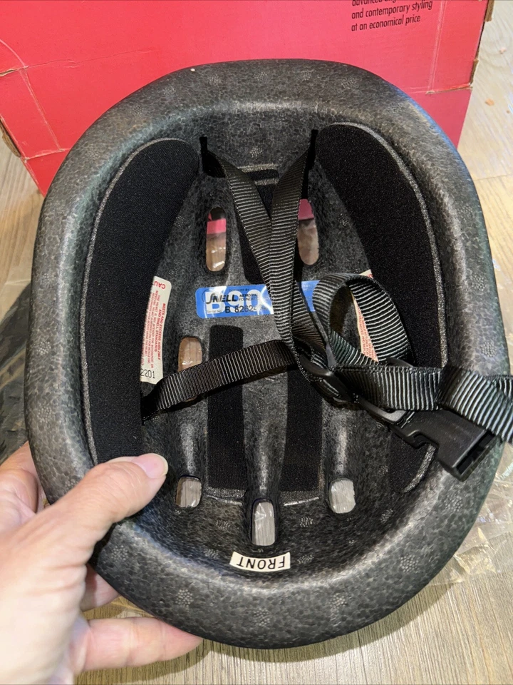 Vintage New TREK USA Micro Helmet Purple Size Medium Rare Color New In Box 1992 - Image 3 of 4