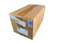 LABCON 200µL Point Yellow Beveled Pipet Tips In Pagoda 1030-290-020-9 (9600/cs)