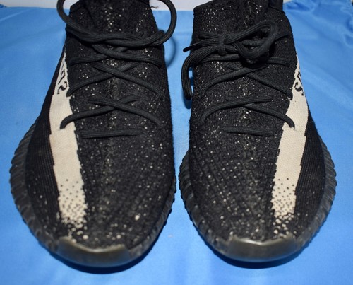 Adidas Yeezy Boost 350 V2 Low Oreo Core Black White Size 11 Shoes BY1604 ~ F3#43 - Picture 3 of 10