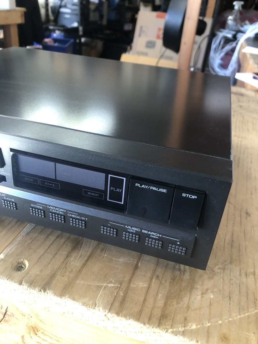 Yamaha CD-X1 Natural Sound Compact Disc Player Vintage Rare - AS