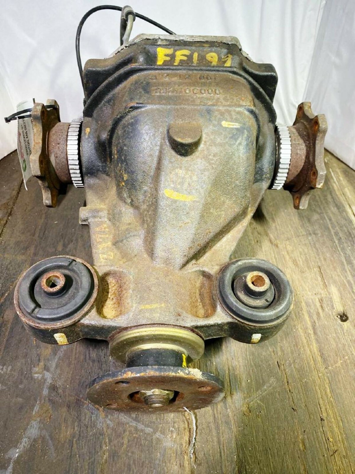 20062007 INFINITI G35 Rear Axle Differential Carrier 3.538 Ratio Non