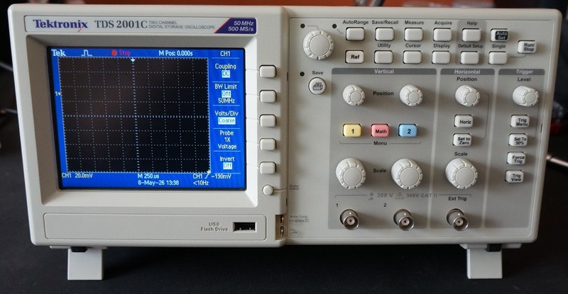 Tektronix digital color oscilloscope TDC 2001C 50mhz 500ms
