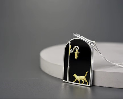 Cat Under Street Lamp Pendant Necklace Natural Black Agate Gemstone 925 Silver