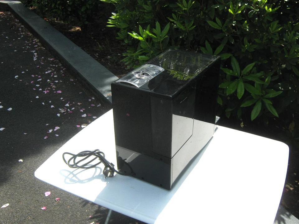 MELITTA Kaffeevollautomat Caffeo Solo & Milk E950-103 Funktionsfähig Undicht - Bild 4 von 4