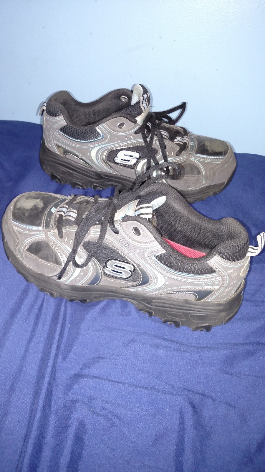 skechers steel toe tennis