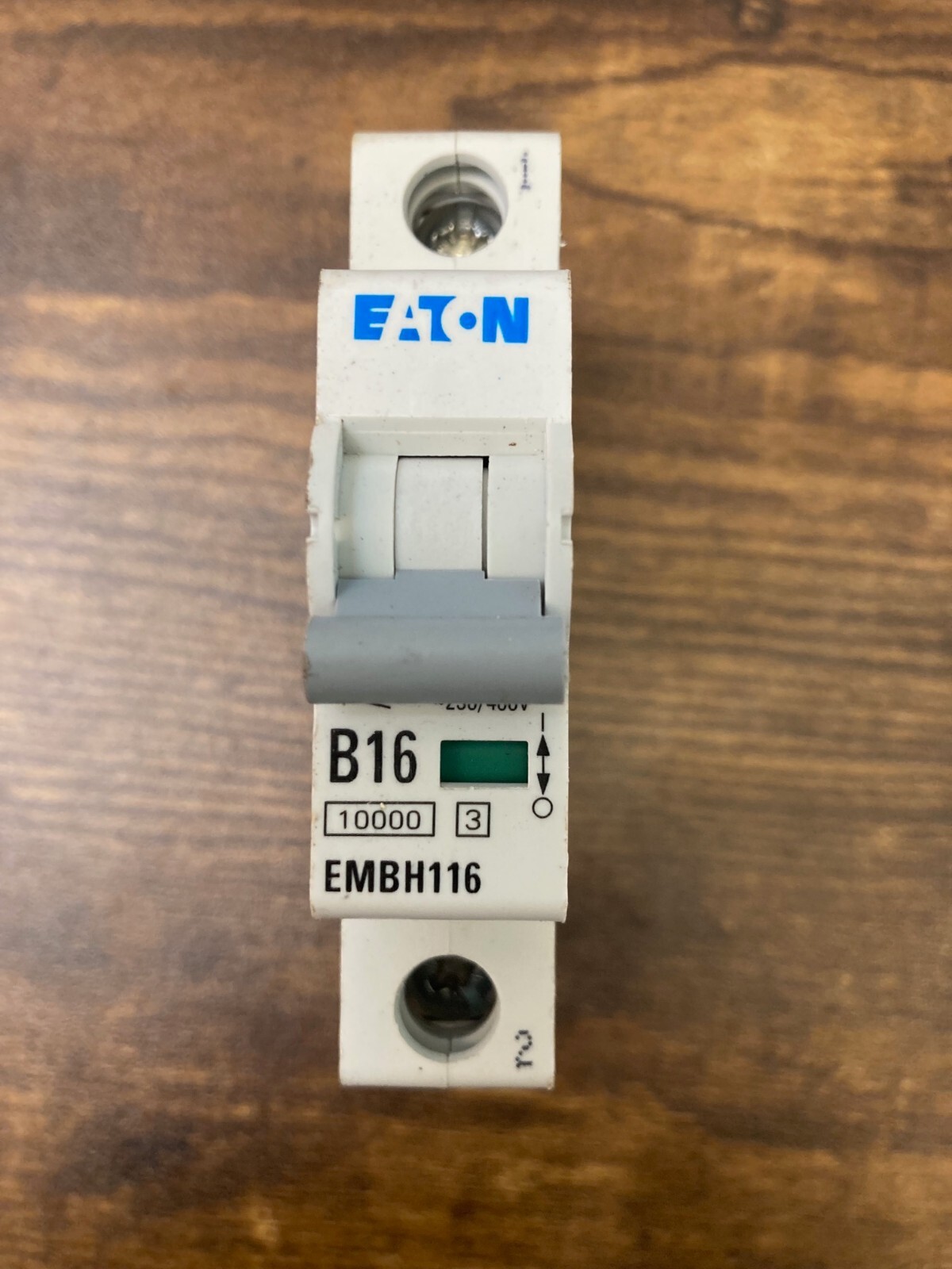 EATON 16 AMP CURVE B 10kA MCB CIRCUIT BREAKER EMBH116