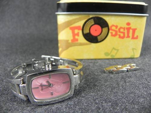 Orologio FOSSIL da donna ragazza bambina VINTAGE con Custodia ROSA SILVER  cuore | eBay