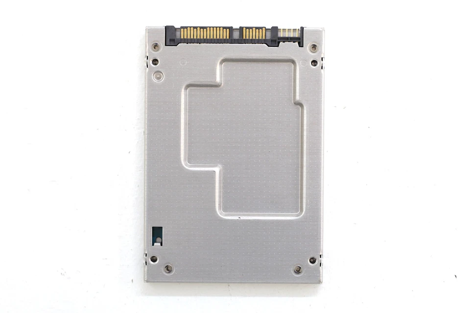 Toshiba THNSNJ400PCSZ 400GB 2.5" 6Gb/s MLC SATA Solid State Drive Tested Working - Image 2 of 3