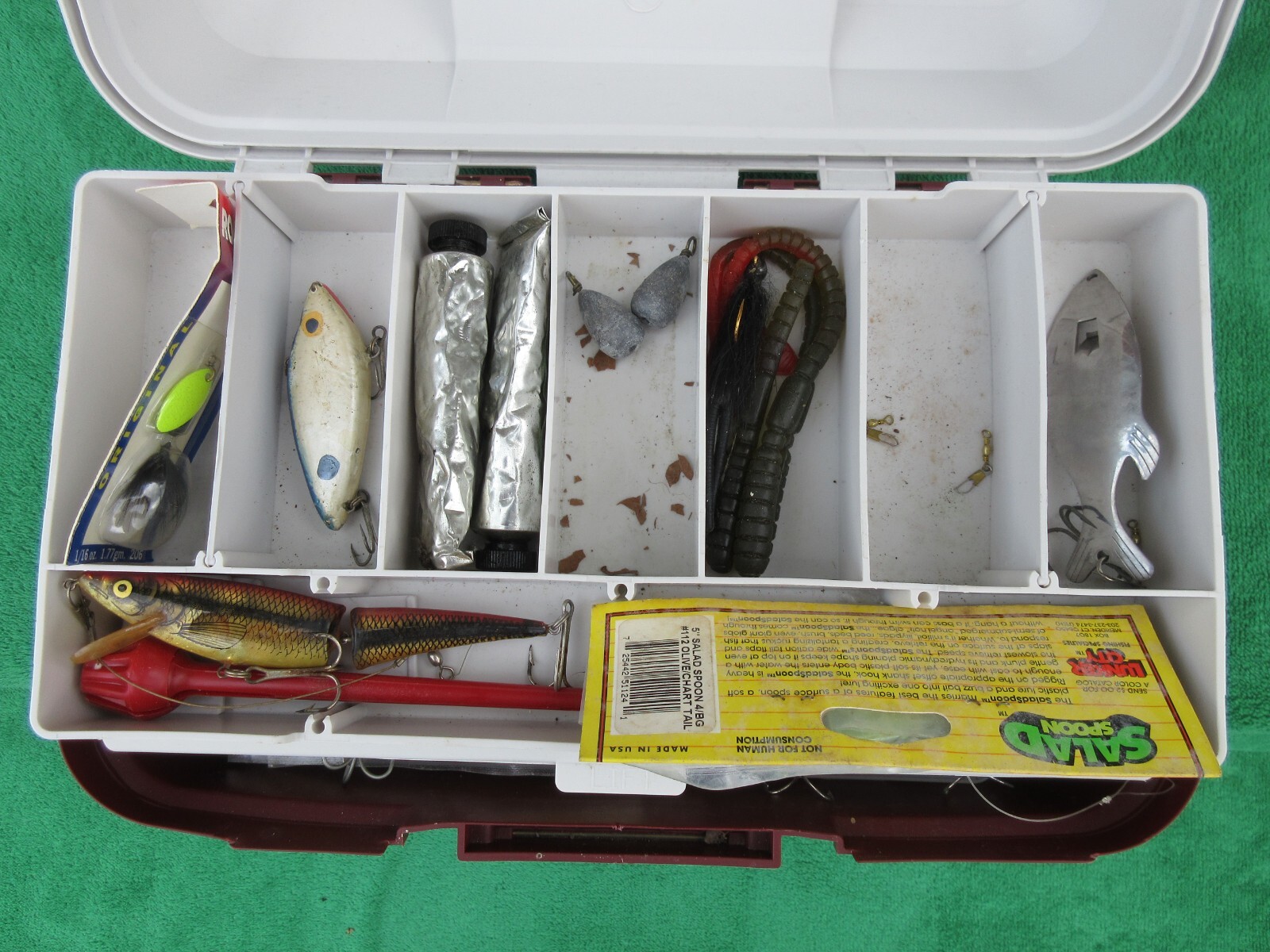 Woodstream Tackle Box w/ Fishing Supplies Lures Bait Hooks Strike King Heddon - Image 2