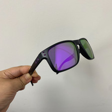 Oakley Holbrook XL OO9417 Polarized Sunglass Matte Black Frame/Purple Lens