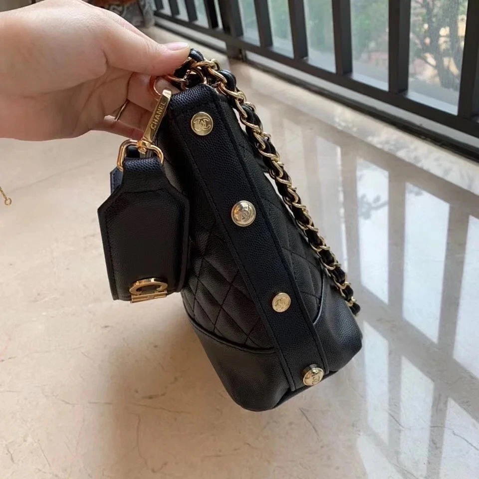 Authentic Brand New Cosmetic makeup bag Shoulder - Image 4 of 4