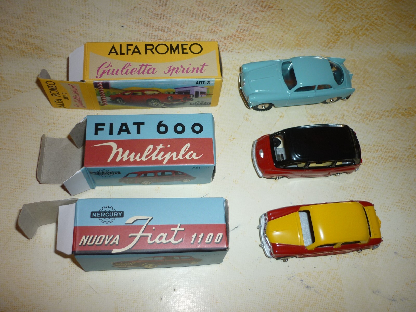 Voiture de collection en coffret lot de 3 Fiat et Alfa Romeo neuves