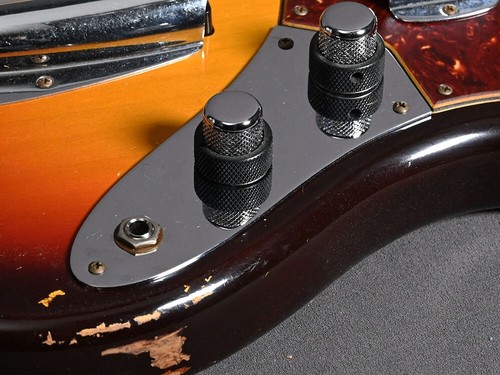 Bajo de jazz Fender Custom Shop 1960 reliquia chocolate 3 tonos - Imagen 8 de 18