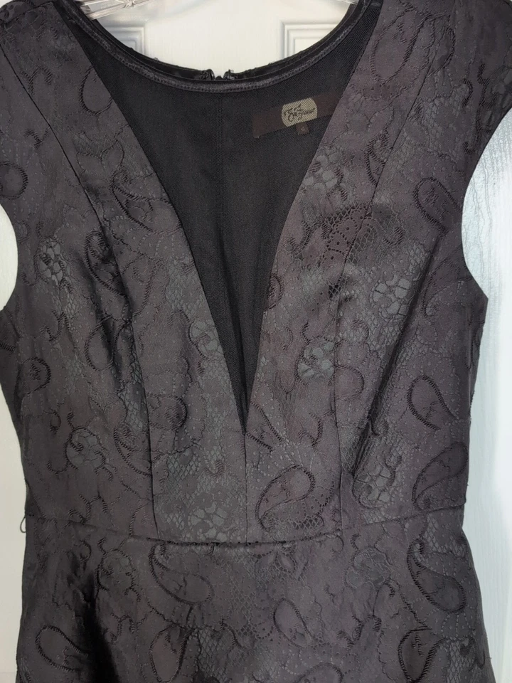 Eva Franco Black Paloma Peplum Cocktail Wiggle Dress Sz 6 Plunging Mesh V-neck - Image 4 of 4