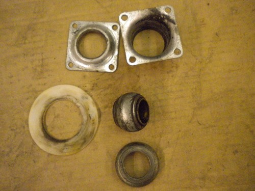 TORO 524 38040 auger shaft housing bearing - Picture 2 of 2