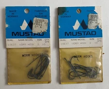 MUSTAD Worm Hooks, Size 2, Lot of 20 (New)