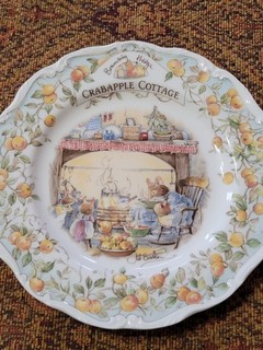 Royal Doulton Brambly Hedge "Crabapple Cottage" Plate 8" (20cm)