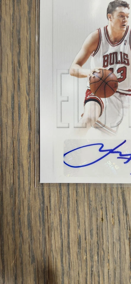 2012-13 Past And Present Luc Longley Auto Elusive Ink Chicago Bulls Last Dance - Image 4 of 4