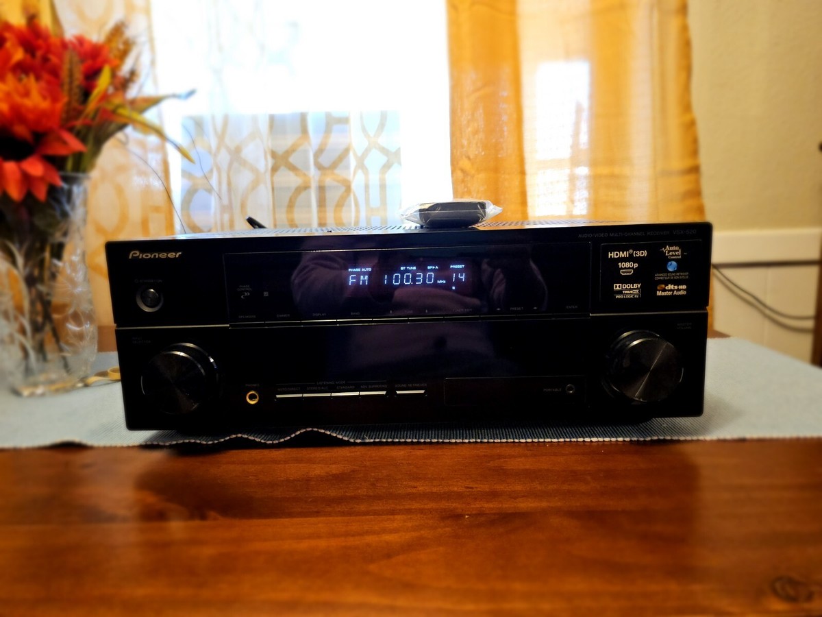 パイオニア　AVアンプ 　VSX-520 Pioneer VSX-520 HDMI (3D) Audio/video Multi-channel Receiver