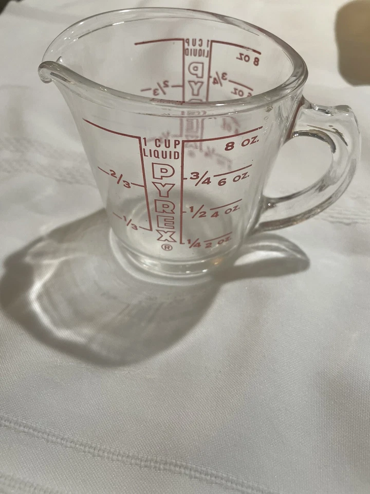 Taza medidora de vidrio PYREX One 1 taza mango en D letra roja 508-a31 vintage Foto 2 de 4