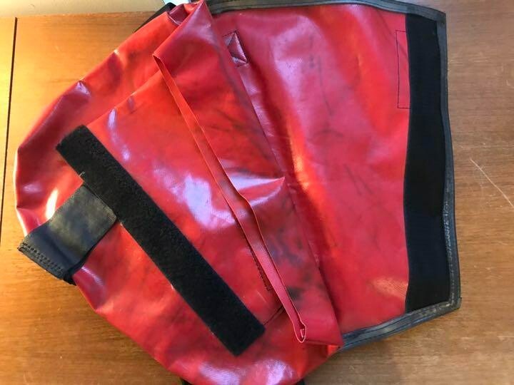 FREITAG KNIGHT Rider F31 RARE Model RED× BLACK Messenger FREITAG KNIGHT Rider F31 RARE Model RED× BLACK Messenger