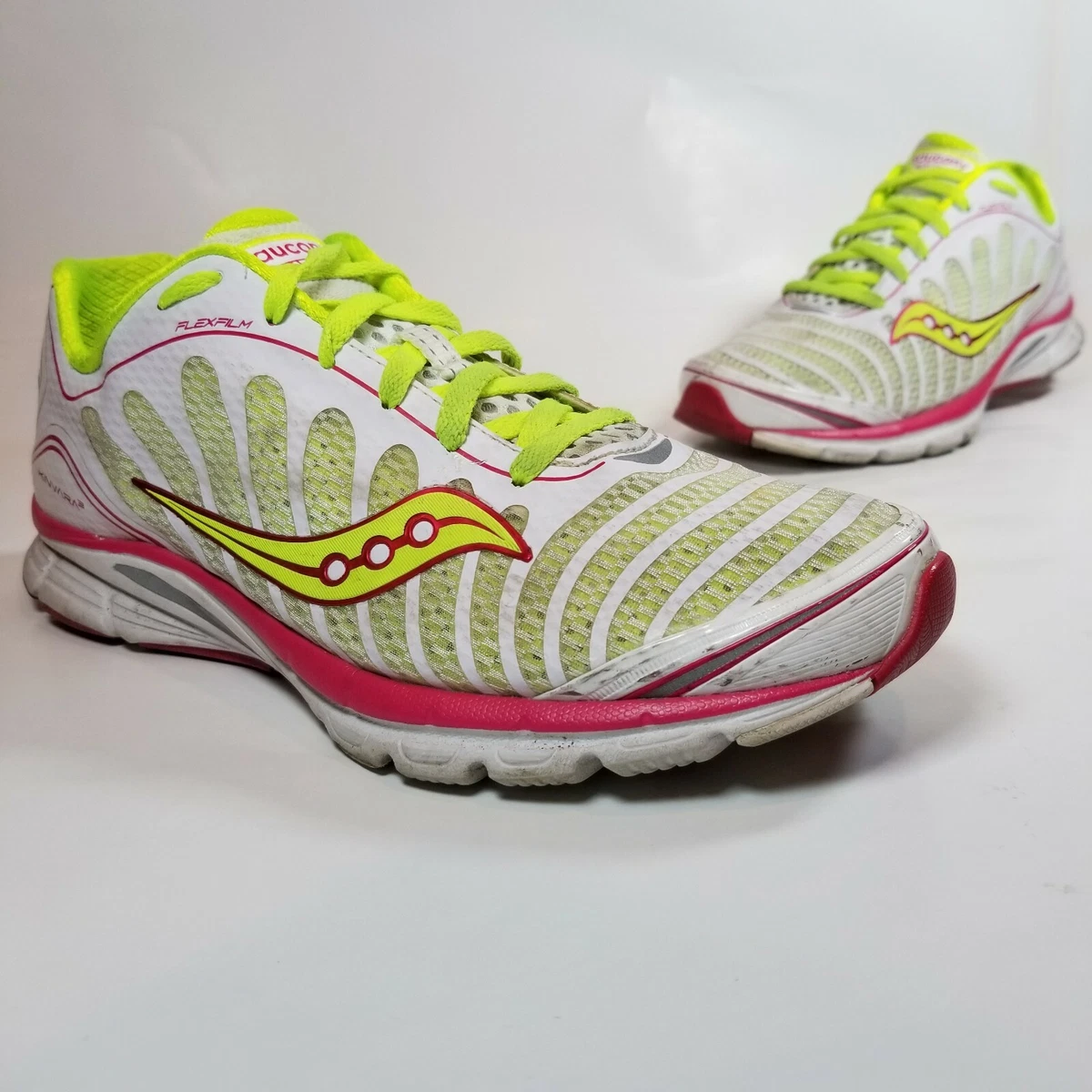 Saucony kinvara 3 sales womens pink