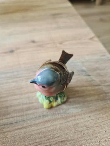 Vintage Beswick Bird Chaffinch Figurine Model 991B Bine China Porcelain small. - Picture 9 of 11