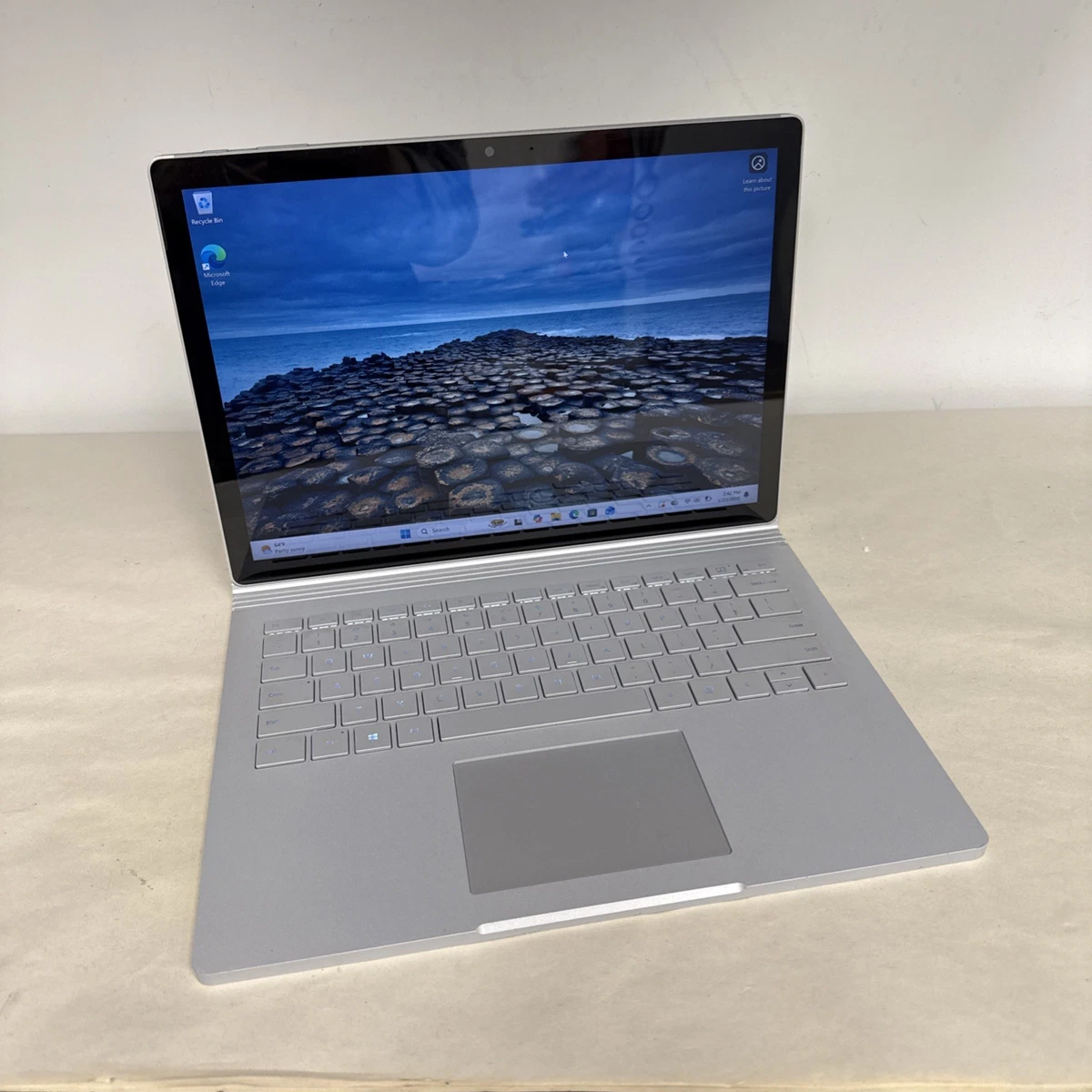 Microsoft Surface Book 2 Intel Core i7 8th Gen. 16 GB RAM PC