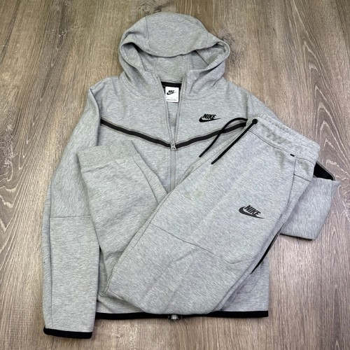 Nike Tech Fleece Boys Gray Full Zip Everyday Comfort Hoodie & Jogger Size L