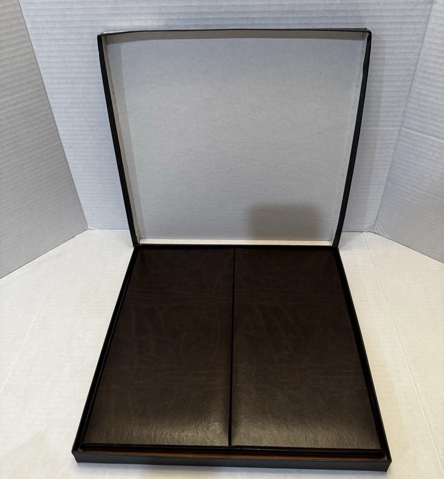 Art Leather Futura Folio Brown Tri-Fold Portfolio - Image 3 of 4