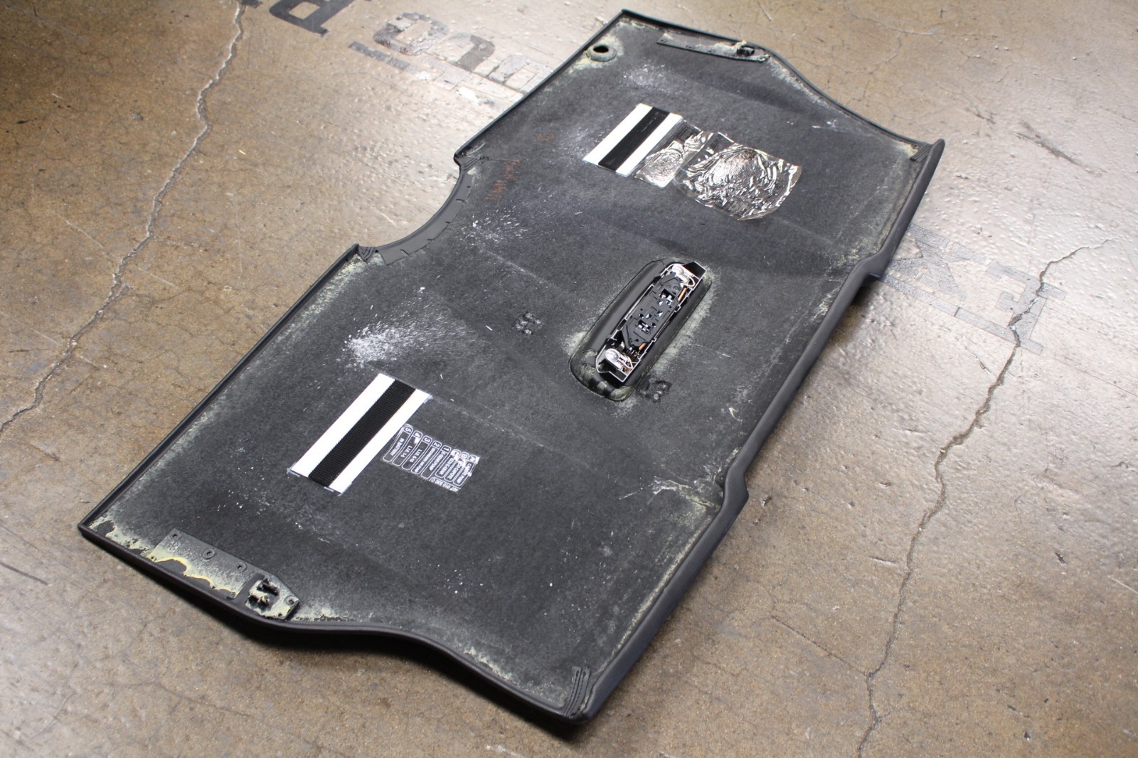 2007 Lamborghini Gallardo, Spyder, Back Wall, Faded, Used, P/N 407868573D