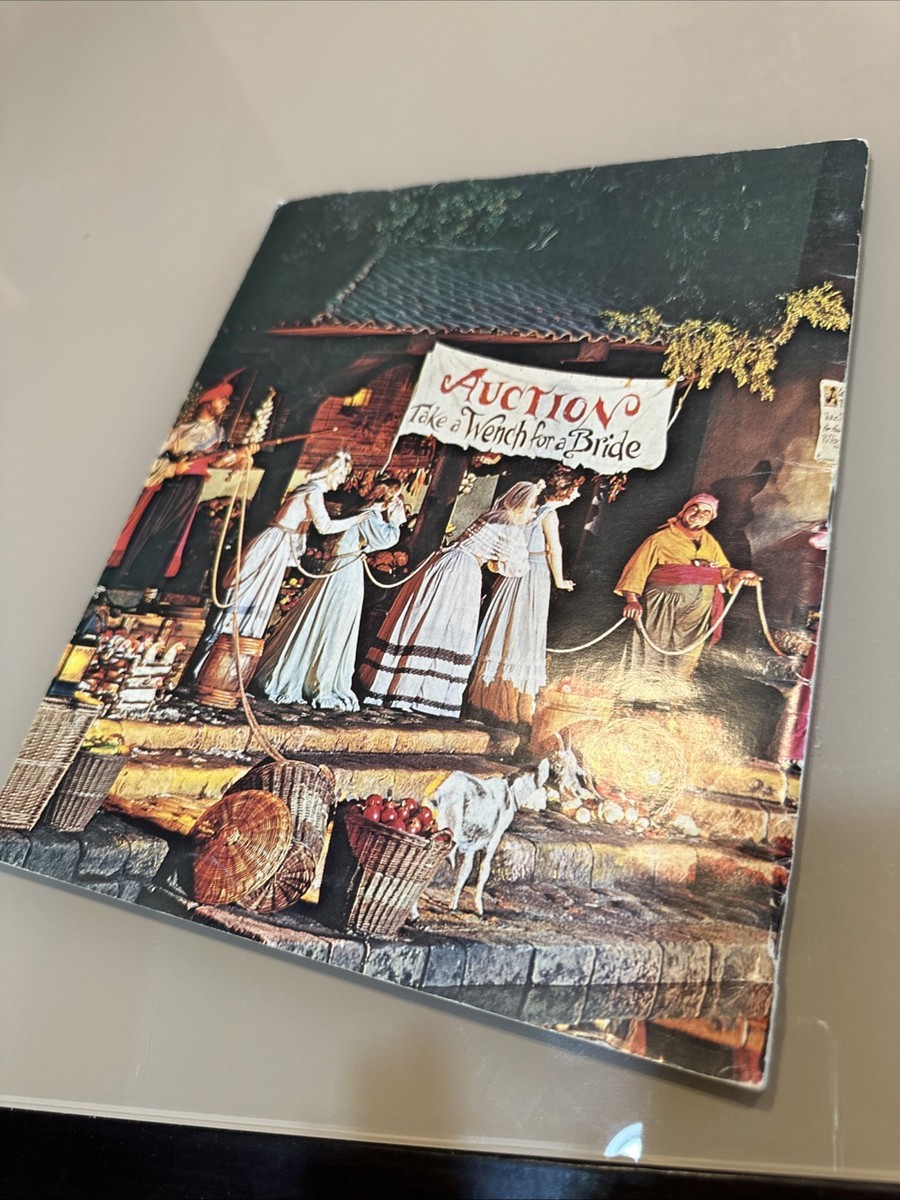 ディズニー　50年前の洋書　アメリカ購入品　アンティーク　レトロ　マニア ディズニー 50年前の洋書 アメリカ購入品 アンティーク レトロ