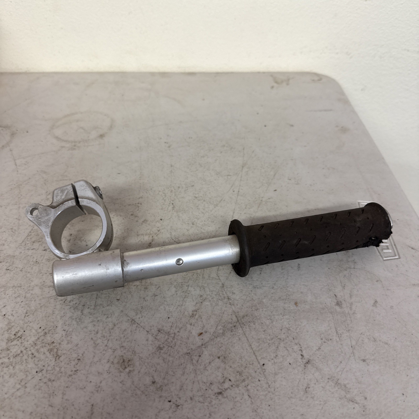 Triumph Thruxton R Renthal Handlebars 2007 Triumph Thruxton 900 Oem LH Clip On Handlebar | eBay