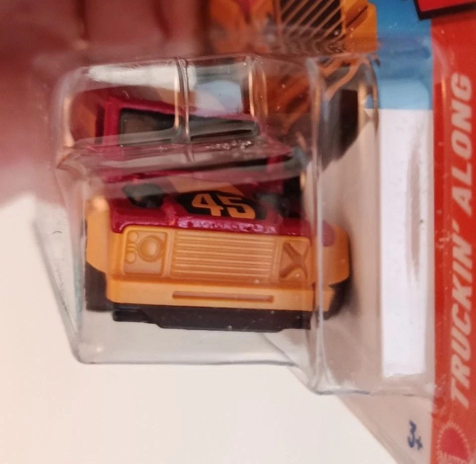 Hot Wheels - Drift-Ender - Land Rover Defender - Truckin Along - 2026 - 1:64 - Immagine 3 di 4