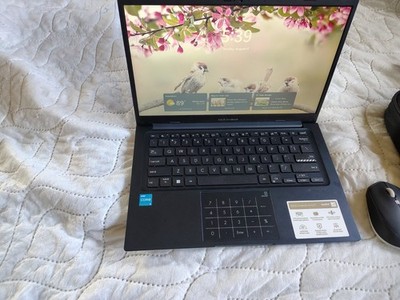 New ASUS - Vivobook 14'' FHD Laptop - Intel Core i3-1215U 24Gb Memory, 250Gb Nvme