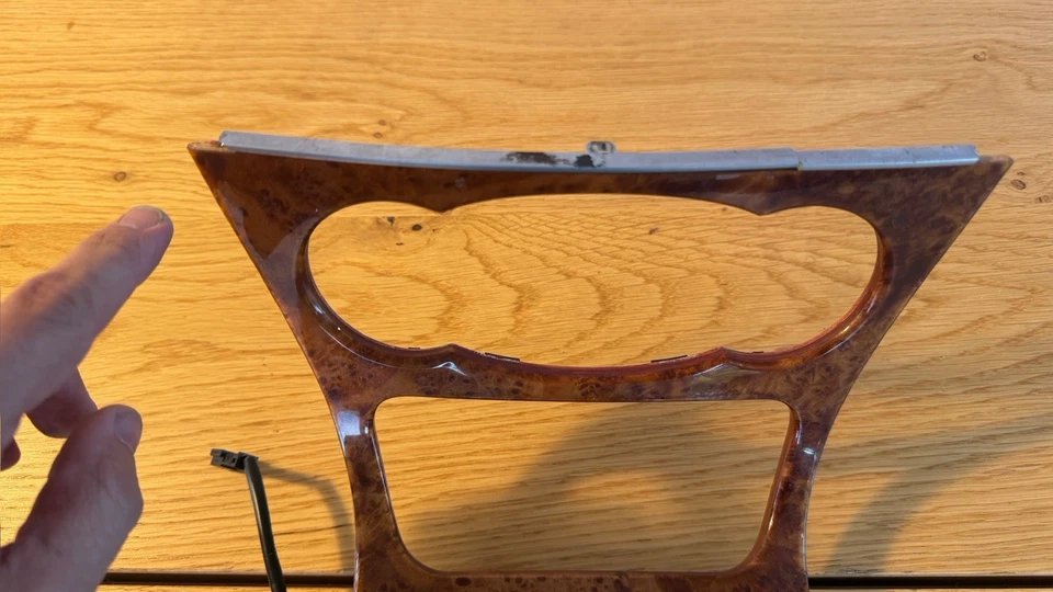 Mercedes R230 SL55 AMG SL500 consola central bisel madera de nogal OEM 8k23 Foto 4 de 4