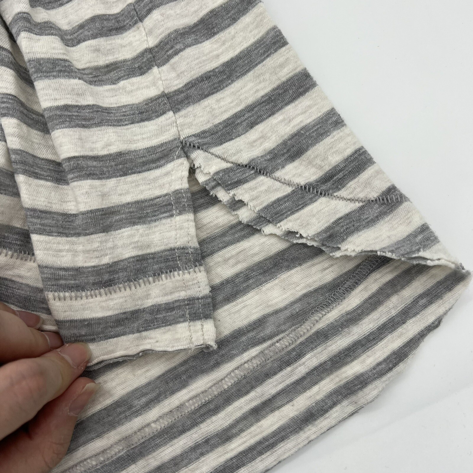 Anthropologie Postage Stamp Gray White Striped long s… Gem