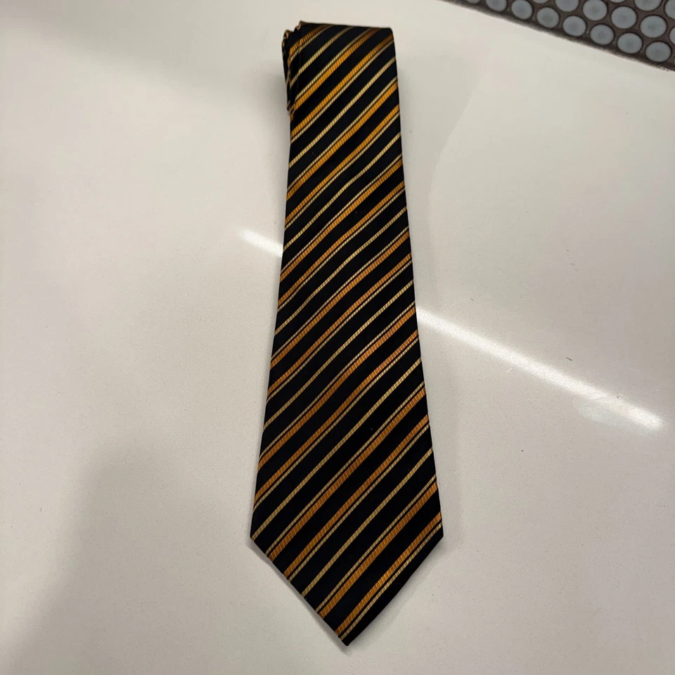 Corbata Geoffrey Beene clásica de lujo a rayas doradas y negras 100 % seda hecha a mano Foto 2 de 4