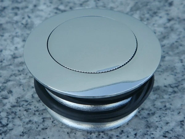 Harley Davidson Sportster Softail Road King Dyna Glide TAPA DE GASOLINA CROMADA EMERGENTE Foto 2 de 2