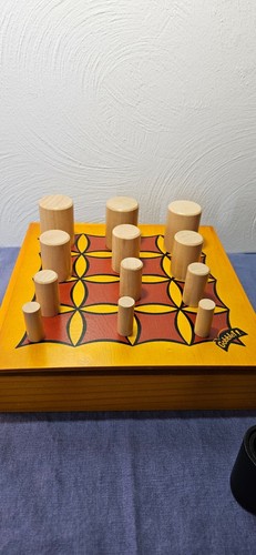 Gobblet! Strategy Board Game With Wooden Storage Box and Game Board - Picture 9 of 14