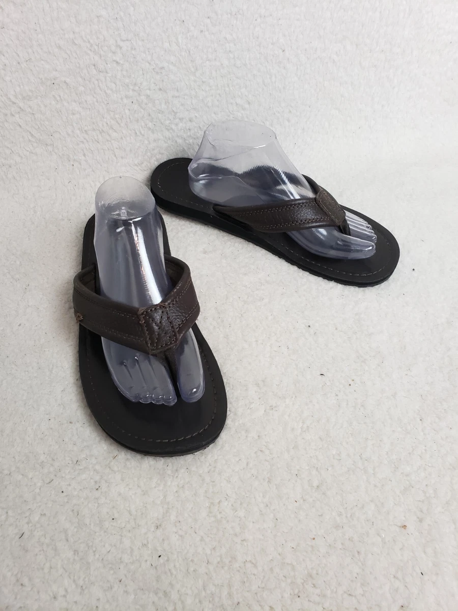 Gap leather flip flops deals