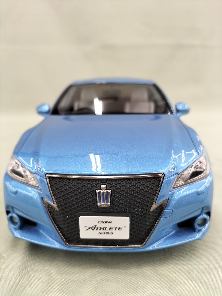 非売品　TOYOTA CROWN Athlete1/30ミニカー Amazon.co.jp: 1/30 Toyota Crown Athlete CROWN 210 Series