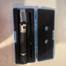 Brix Refractometer with ATC, Dual Scale - Specific Gravity & Brix, Hydrometer in