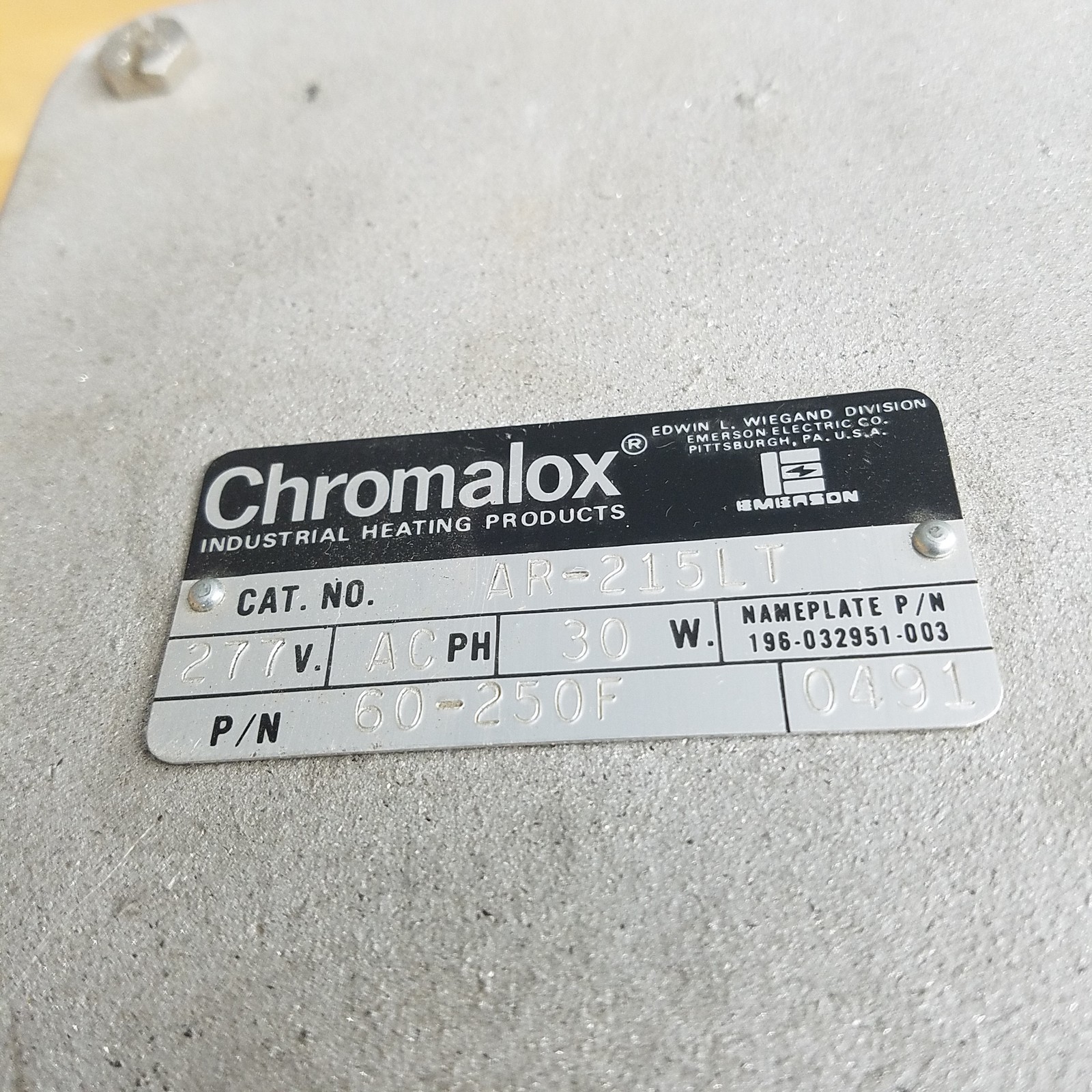 Chromalox NWH-3625E2 NWH Series Water Heater With AR-215LT Thermostat - USED