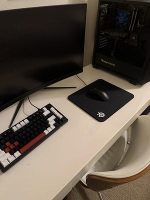 Ultimate Gaming pc Setup on sale (free og Fortnite account)