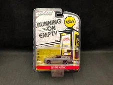 Greenlight Running on Empty Series 17 - 2011 Ford Mustang 41170-E