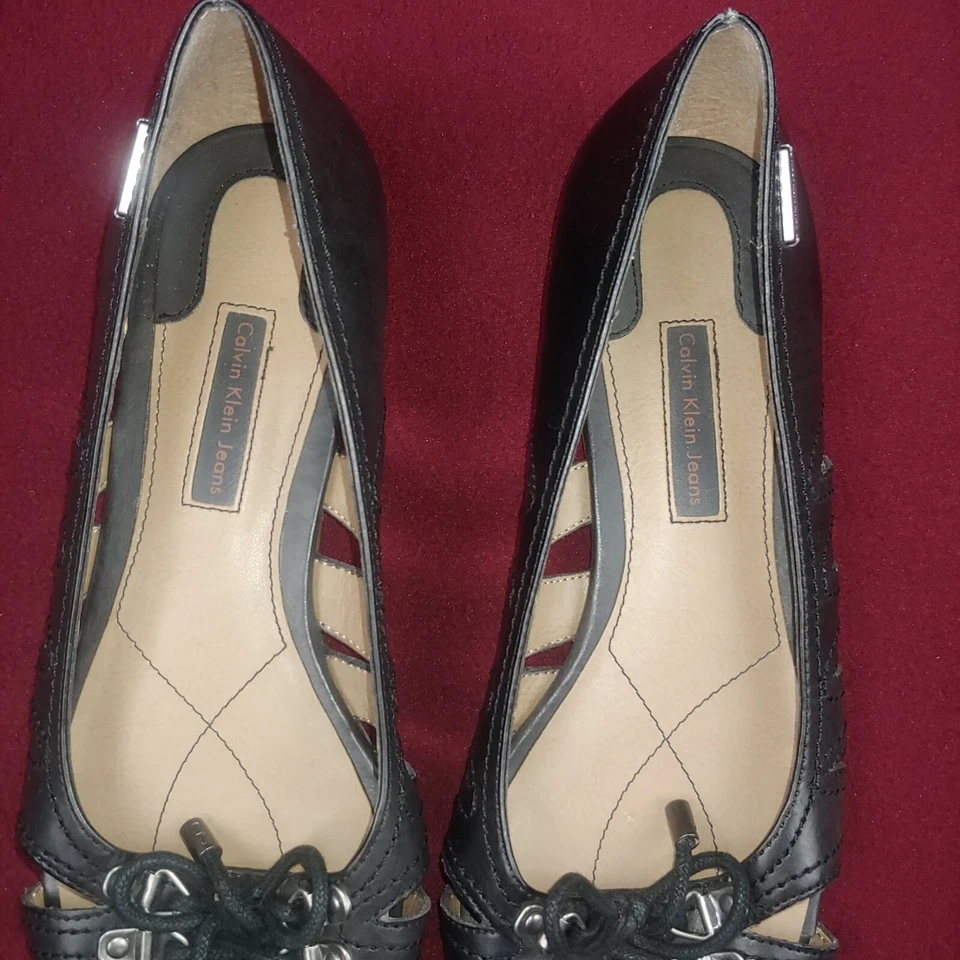 Calvin Klein Jeans shoes size 7 dress up casual slip-on open toe laces - Image 3 of 4
