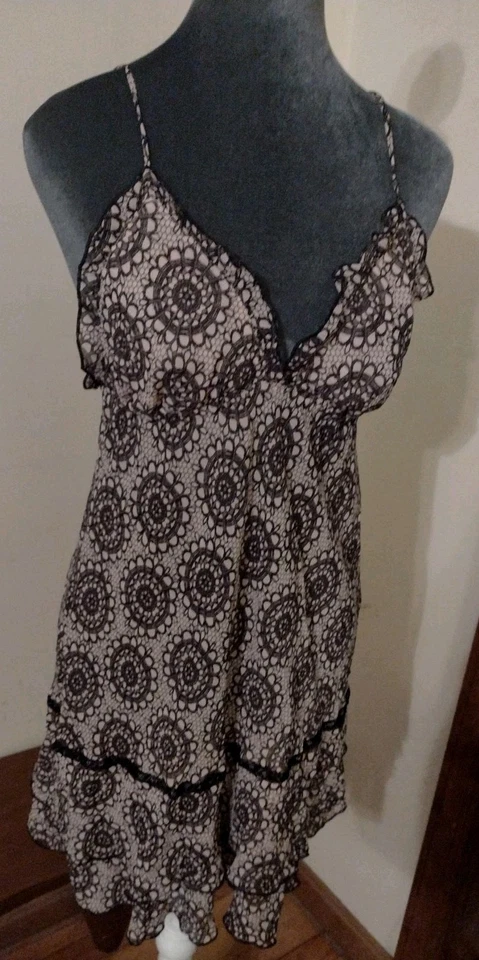 Ropa de dormir para mujer talla pequeña de Glugan & O Malley.    170 Foto 2 de 3